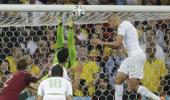 PHOTOS: Algeria storms into knockout stages