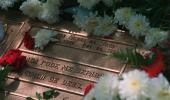 Senna's simple grave a magnet for fans 20 years on