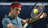 Federer floors Djokovic in Dubai semis