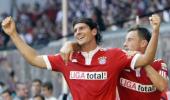 Gomez helps Bayern draw Bremen