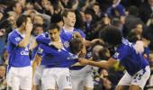 Everton draw with Spurs after Defoe penalty miss