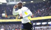 EPL: Defoe spurs Tottenham into top four