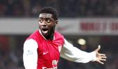 Manchester City sign Arsenal defender Toure