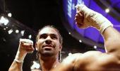 Haye shocks Valuev in WBA heavyweight title bout