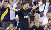 Ronaldo secures Real win, Ibra inspires Barca