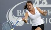 Radwanska sets up Kuznetsova final at San Diego