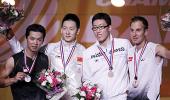 Chen Jin leads Chinese sweep of world titles