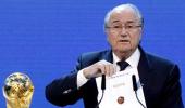 Russia and Qatar to host 2018 and 2022 World Cups