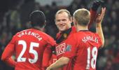 Rampant Rooney leads Man United to victory