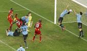 Uruguay's Suarez justifies handling ball