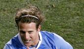 Forlan wins Golden Ball, Mueller Golden Boot