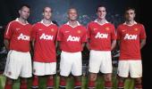 First Look: New Manchester United jersey seeing record demand