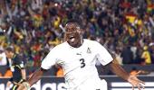 Late Gyan penalty gives Ghana win over Serbs