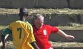 Eng fans bring WC cheer to SA inmates