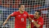 Images: Chile win as Swiss defence finally cracks