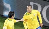 Brazil crush Chile 3-0 to reach last eight