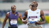 Bolt cruises to victory on China return