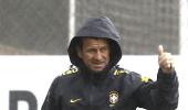 Brazil veterans defend Dunga's training methods