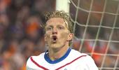 Dirk Kuyt faces long layoff