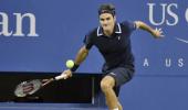 Federer beats Melzer