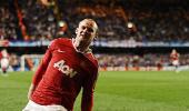 Rooney answers his critics with superb winner