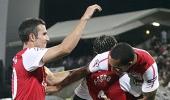 Arsenal scrape past Udinese to book CLeague spot