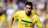 Arsenal snap up Brazilian Santos from Fenerbahce