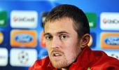 Man United's Fletcher extends break for health reasons