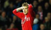 Bendtner makes public apology after arrest