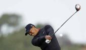 Old swing habits die hard for frustrated Woods