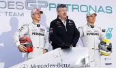 Schumacher puts winning back on the menu