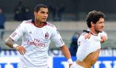 Substitute Pato grabs win for leaders Milan