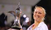 Wozniacki beats Kuznetsova to claim Dubai title