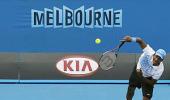 Paes-Bhupathi canter into third round