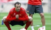 Berbatov keen to fight for Man United place