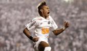 Santos edge Penarol to claim Libertadores Cup