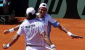 Davis Cup roundup: Spain cruise, Serbs edge ahead