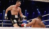 Klitschko retains WBC title with Solis knock-out