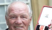 Former heavyweight champ Henry Cooper dies at 76