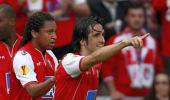 Custodio goal puts Braga in all-Portuguese final