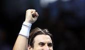 World Tour Finals: Ferrer stuns Djokovic, reaches semis