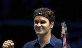 Federer beats Ferrer to reach London final