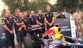 Ricciardo rocks Delhi, gives a taste of Formula One