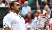 Tsonga loses opening match in Shanghai