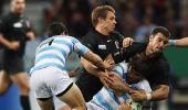 Rugby WC: England win brutal Argentina clash