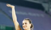 Pole vaulter Isinbayeva to retire after World Championships