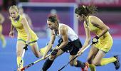 Argentina stun Australia to reach women hockey semis