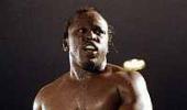 Former world heavyweight champion Dokes dies