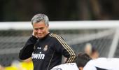 Mourinho to face disgruntled Real Madrid fans alone