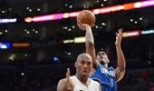 NBA: Magic get better of Howard, stun Lakers